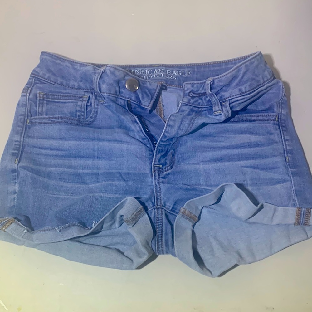 American Eagle Outfitters Super Stretch jean shorts sz 6